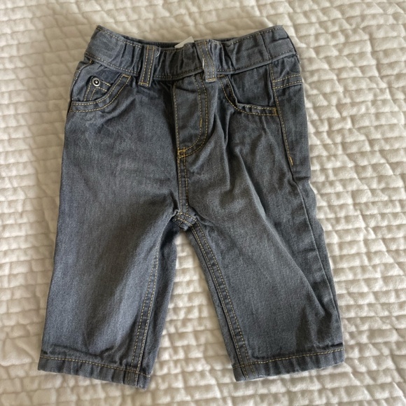 BABY BOY SIZE 6 MONTHS FALL/WINTER CLOTHING BUNDLE - Picture 3 of 8